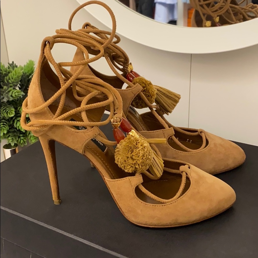 Dolce & Gabbana Lace Heels 👠